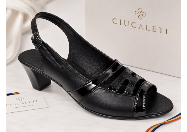 Sandale dama negre din piele naturala box cu lac si toc gros S33LN